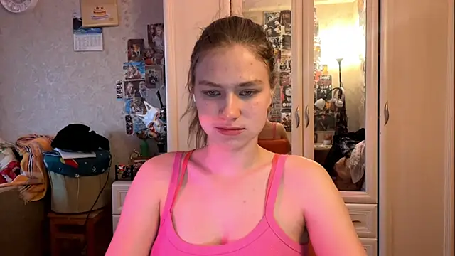 Snapshot of Codi_Rostersy chatting on June 16, 2026, 2:03 am Codi Rostersy online show from June 16, 2026, 2:03 am