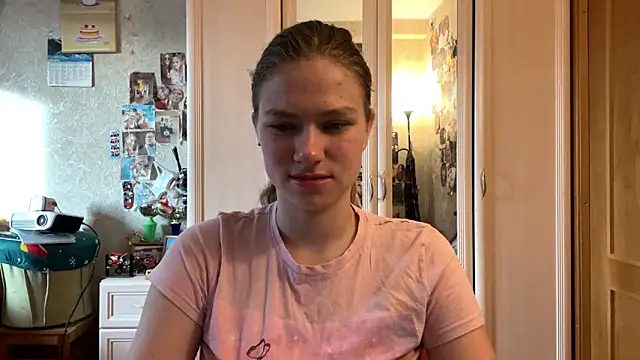 Snapshot of Codi_Rostersy chatting on June 17, 2026, 3:09 am Codi Rostersy online show from June 17, 2026, 3:09 am