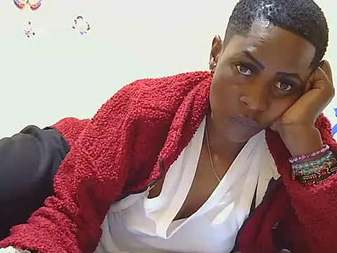 Snapshot of lunah_sexxy chatting on June 30, 2026, 5:14 pm lunah sexxy online show from June 30, 2026, 5:14 pm