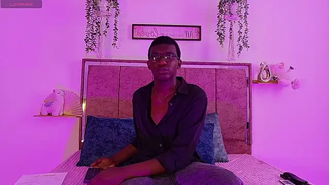 xavier cole online show from June 5, 2026, 7:52 pm