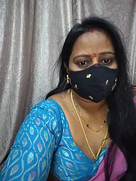 Snapshot of Nithya_ chatting on July 17, 2026, 6:42 am Nithya online show from July 17, 2026, 6:42 am