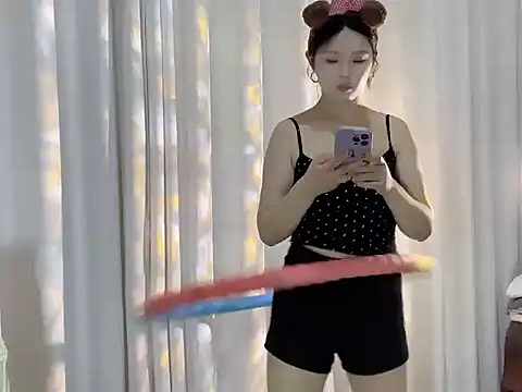xiao--su online show from June 3, 2026, 2:33 pm