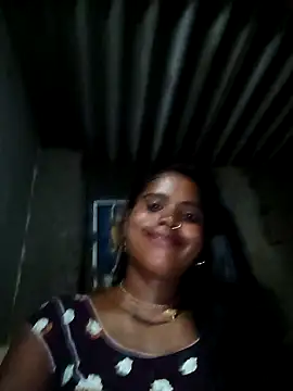 KRITIKA01990 online show from June 3, 2026, 4:01 pm