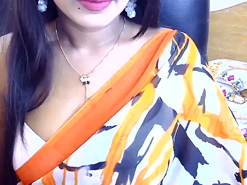 Noor Zarin27 online show from July 11, 2026, 7:16 pm