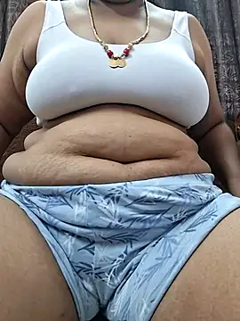 Hot Sreeja Tamil online show from July 8, 2026, 5:34 am