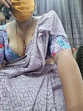 Hot Sreeja Tamil online show from July 9, 2026, 4:49 am
