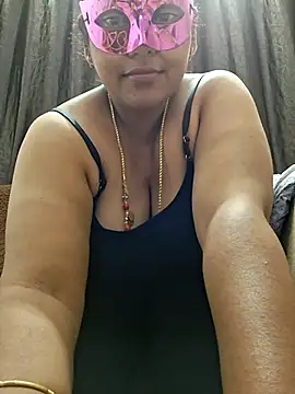 Hot Sreeja Tamil online show from July 18, 2026, 1:37 pm