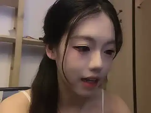 Snapshot of puff-001 chatting on July 2, 2026, 2:23 pm puff-001 online show from July 2, 2026, 2:23 pm