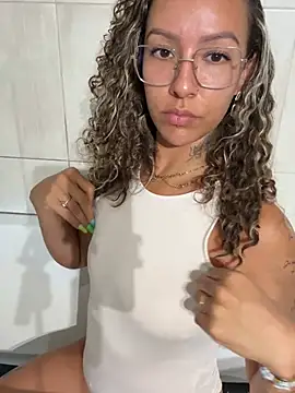 leana bgeee online show from July 27, 2026, 8:05 pm