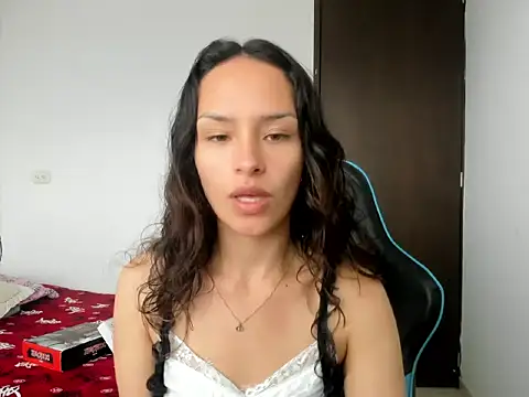 Snapshot of Megan_blue__ chatting on July 19, 2026, 7:17 pm Megan blue online show from July 19, 2026, 7:17 pm