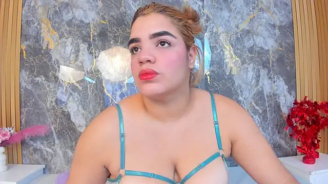 AMMY HONEY online show from July 15, 2026, 7:41 pm