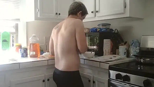 Daddy Smallz xxx online show from June 17, 2026, 9:38 pm