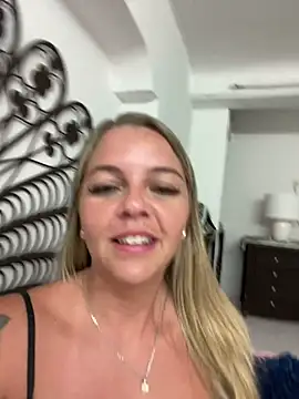 Snapshot of Cielo_in chatting on June 5, 2026, 3:13 am Cielo in online show from June 5, 2026, 3:13 am