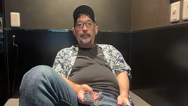 Snapshot of komadanaoki chatting on June 22, 2026, 8:11 am komadanaoki online show from June 22, 2026, 8:11 am