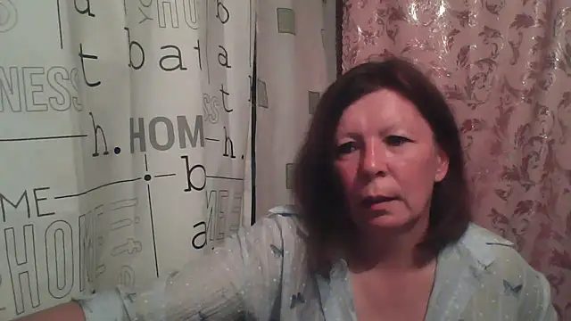 Snapshot of Schastlivaya43 chatting on June 29, 2026, 7:14 pm Schastlivaya43 online show from June 29, 2026, 7:14 pm