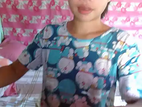 Snapshot of Itsme_Foxy_Shantale chatting on June 27, 2026, 12:59 am Itsme Foxy Shantale online show from June 27, 2026, 12:59 am