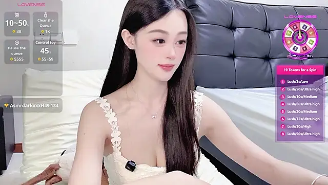 Snapshot of Ellaa999 chatting on June 11, 2026, 7:39 am Ellaa999 online show from June 11, 2026, 7:39 am