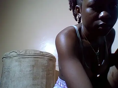Snapshot of EbonyJuly chatting on June 18, 2026, 6:45 pm EbonyJuly online show from June 18, 2026, 6:45 pm