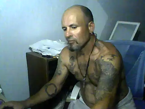 Snapshot of SlickDickyadown chatting on June 18, 2026, 3:18 am SlickDickyadown online show from June 18, 2026, 3:18 am