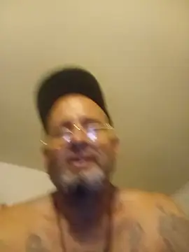 Snapshot of SlickDickyadown chatting on June 21, 2026, 7:44 am SlickDickyadown online show from June 21, 2026, 7:44 am