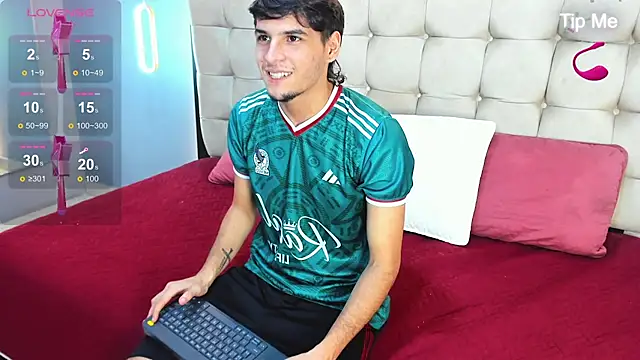 Zack23   online show from July 5, 2026, 3:13 am