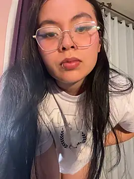 makii 30 online show from July 6, 2026, 12:51 am