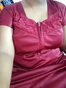 Snapshot of telugubigboobs__P chatting on July 24, 2026, 12:25 pm telugubigboobs P online show from July 24, 2026, 12:25 pm