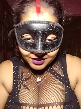 Snapshot of Tiger_Tigress chatting on July 8, 2026, 7:18 pm Tiger Tigress online show from July 8, 2026, 7:18 pm