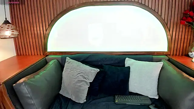 Snapshot of LevinFox chatting on June 27, 2026, 12:22 pm LevinFox online show from June 27, 2026, 12:22 pm