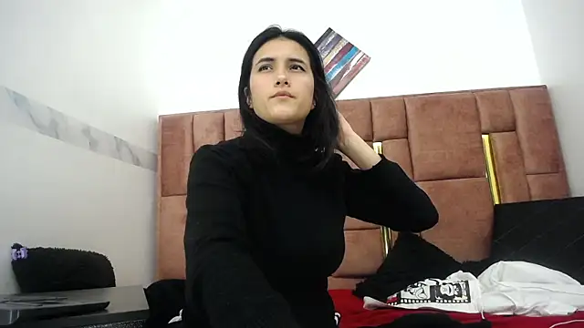 Snapshot of MIA_COINS chatting on July 21, 2026, 9:50 pm MIA COINS online show from July 21, 2026, 9:50 pm