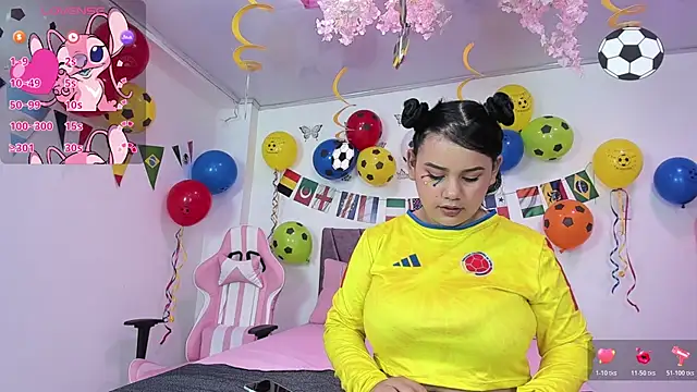 NahomyEvans online show from June 23, 2026, 12:03 pm