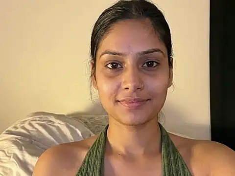 sanonpreeti999 online show from June 5, 2026, 9:53 pm