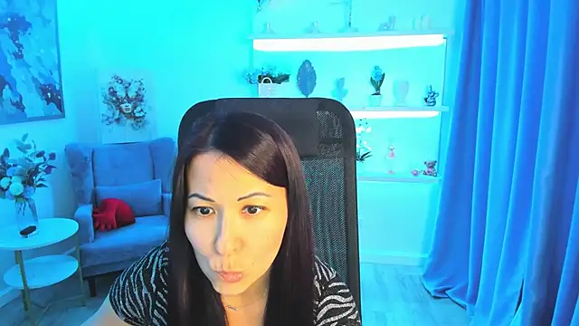 IsabelleSalvares online show from July 10, 2026, 11:46 am