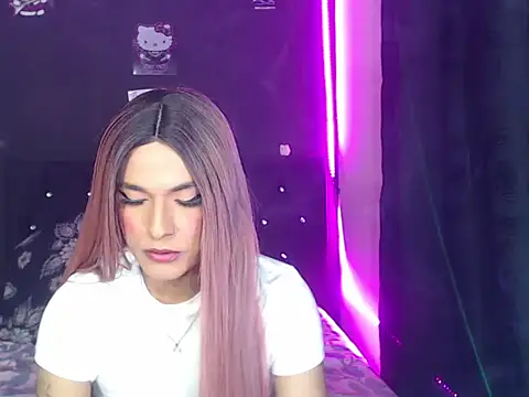 Snapshot of madame_kitty chatting on June 16, 2026, 3:20 am madame kitty online show from June 16, 2026, 3:20 am