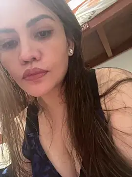rieka16 online show from June 16, 2026, 2:58 am