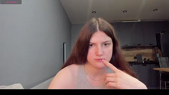 lesleyfit online show from June 7, 2026, 2:05 am
