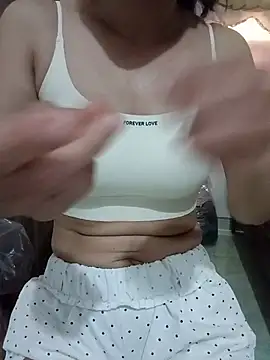 Snapshot of Py_kity chatting on June 27, 2026, 8:41 am Py kity online show from June 27, 2026, 8:41 am