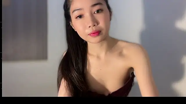 Angelic bitchy online show from June 12, 2026, 11:31 am