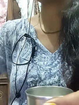 Snapshot of Naughty_dii chatting on July 10, 2026, 3:33 am Naughty dii online show from July 10, 2026, 3:33 am
