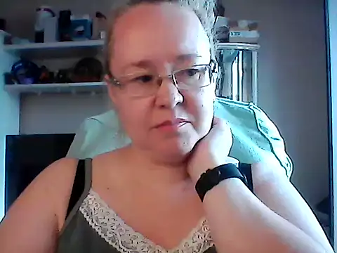 Snapshot of Viola27 chatting on June 19, 2026, 12:09 pm Viola27 online show from June 19, 2026, 12:09 pm