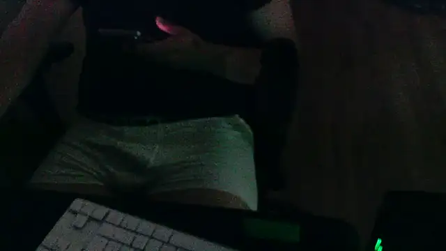 Snapshot of Andre95x chatting on July 6, 2026, 3:58 am Andre95x online show from July 6, 2026, 3:58 am