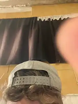 ElMen0r06 online show from June 9, 2026, 2:01 am