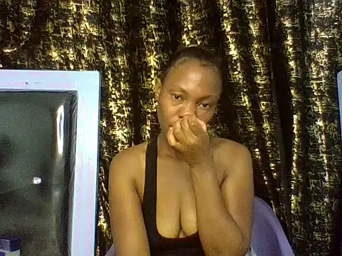 Snapshot of Lovey_daisy15 chatting on July 3, 2026, 6:14 pm Lovey daisy15 online show from July 3, 2026, 6:14 pm