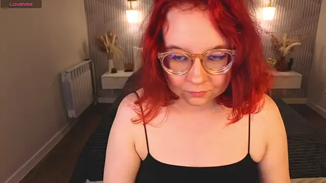 Aleks-casterrr online show from June 26, 2026, 5:17 pm