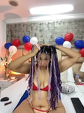 Snapshot of Aria_Peach_ chatting on July 4, 2026, 8:37 pm Aria Peach online show from July 4, 2026, 8:37 pm