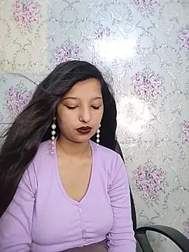 Snapshot of Queen_Rosyy chatting on June 23, 2026, 4:32 am Queen Rosyy online show from June 23, 2026, 4:32 am