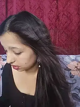 Snapshot of Queen_Rosyy chatting on July 20, 2026, 4:27 am Queen Rosyy online show from July 20, 2026, 4:27 am