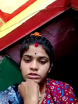 Snapshot of Hot_dia92 chatting on July 5, 2026, 8:43 am Hot dia92 online show from July 5, 2026, 8:43 am