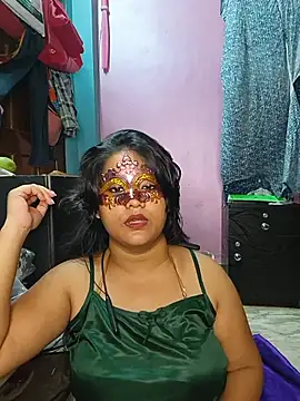 horny couple789 online show from June 22, 2026, 6:49 pm