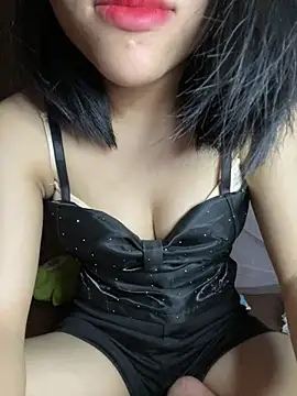 Mimi2kk online show from June 11, 2026, 12:32 am